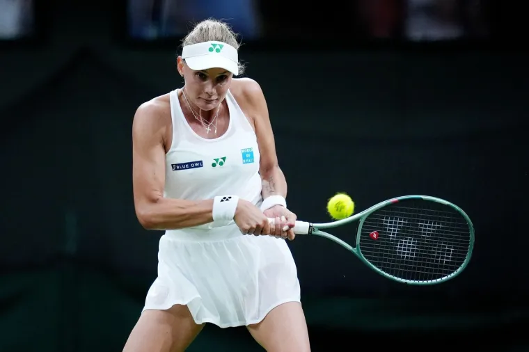 Kontroverzna tenisačica poznata po 'rizičnom seksu' prva priča Wimbledona