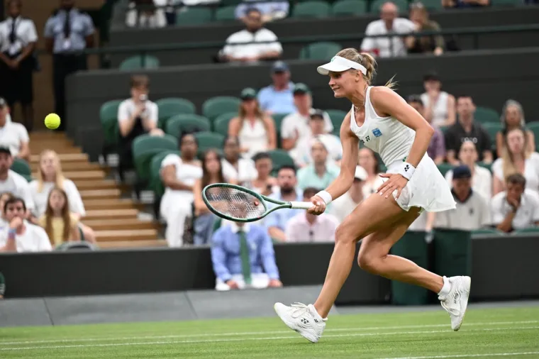 Kontroverzna tenisačica poznata po 'rizičnom seksu' prva priča Wimbledona