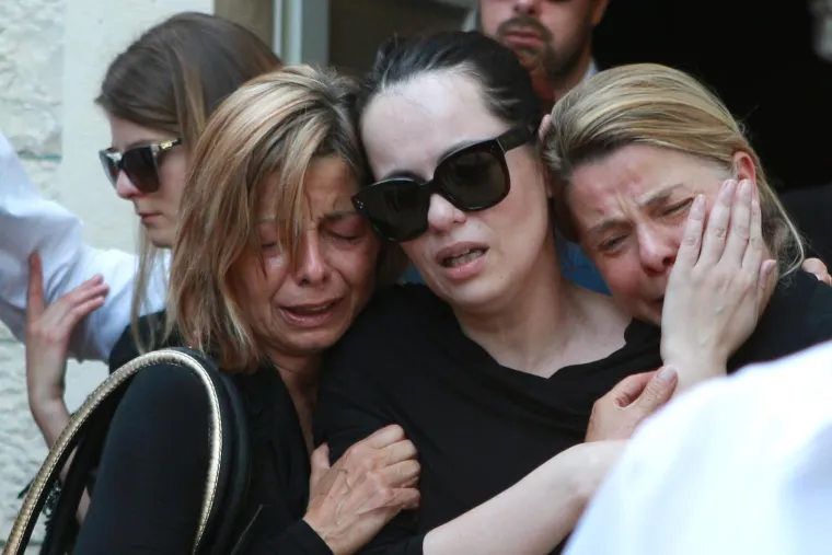 Antonija Blaće neutješna na sprovodu Siniše Svilana prije točno devet godina