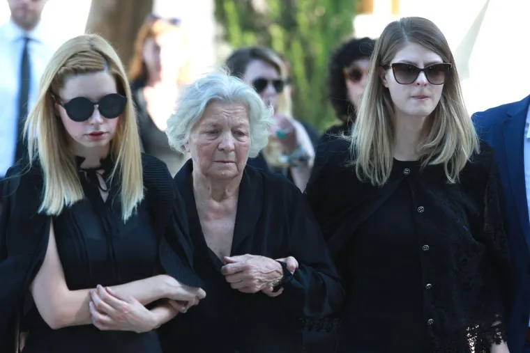 Antonija Blaće neutješna na sprovodu Siniše Svilana prije točno devet godina
