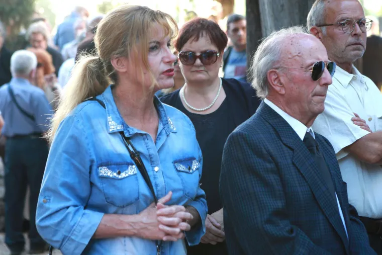 Antonija Blaće neutješna na sprovodu Siniše Svilana prije točno devet godina
