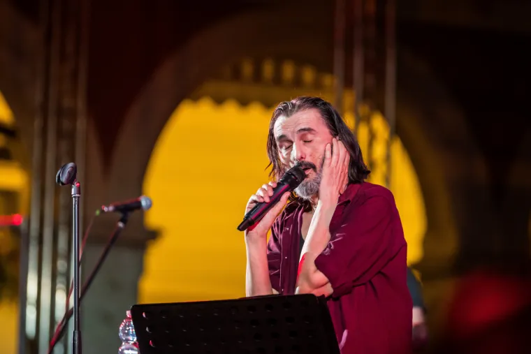 U elementu: Goran Bare zapalio prvu večer Splitskog festivala