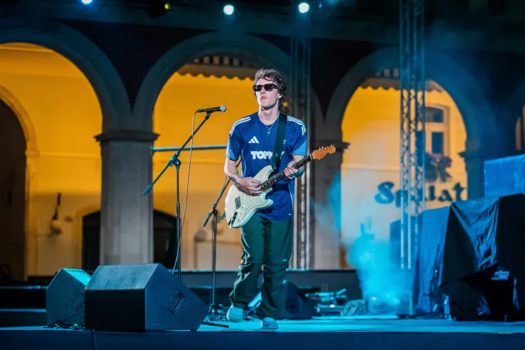 U elementu: Goran Bare zapalio prvu večer Splitskog festivala