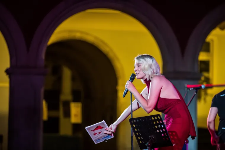 U elementu: Goran Bare zapalio prvu večer Splitskog festivala