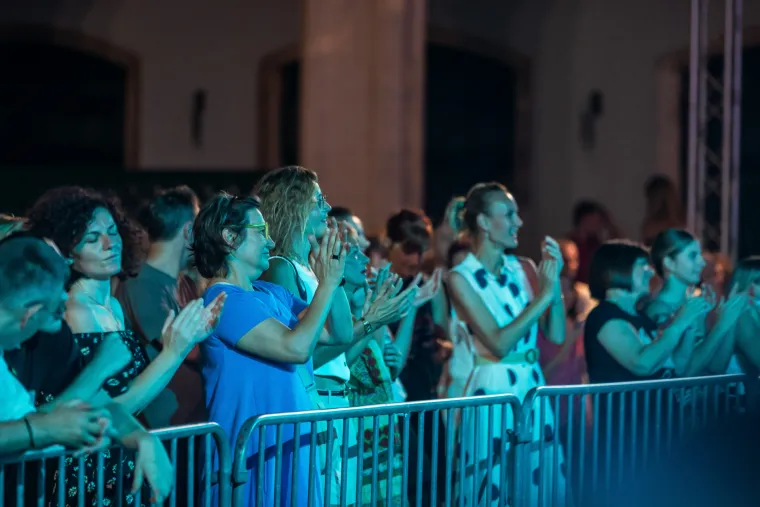 U elementu: Goran Bare zapalio prvu večer Splitskog festivala