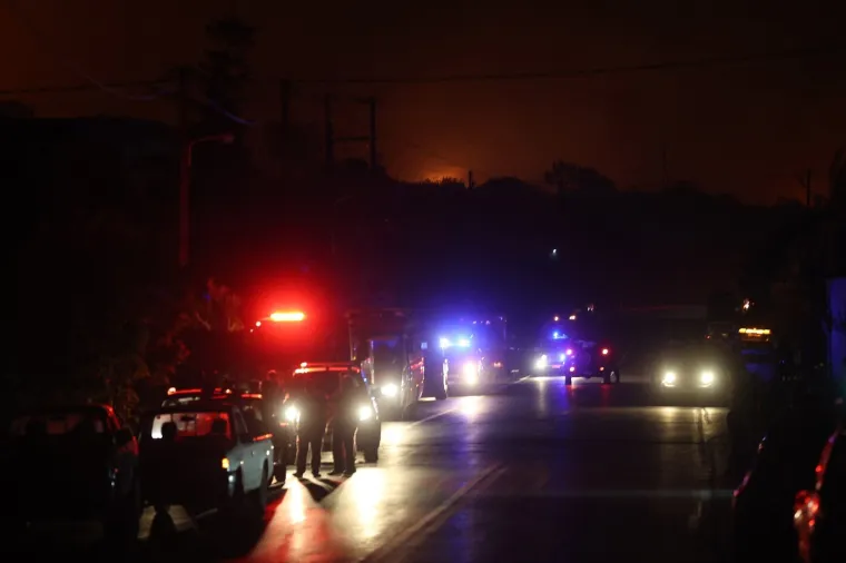 Apokaliptične scene na popularnom otoku, u tijeku masovna evakuacija: 'Približava se!'