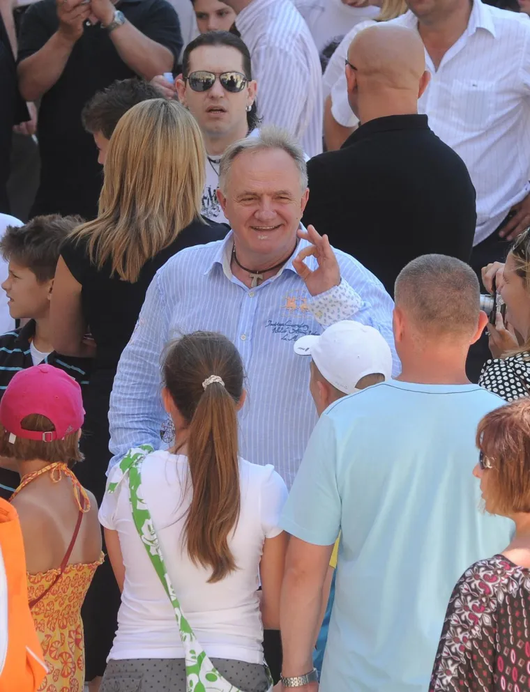 Ovako je izgledao poseban dan najpopularnijeg Hrvata: Uskoro puni Hipodrom, a tada mu je bila važna samo obitelj