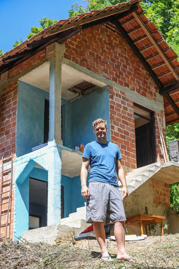 Amerikanac otkrio kako napreduje uređenje kuće koju je kupio za samo 5 tisuća eura u Zagorju