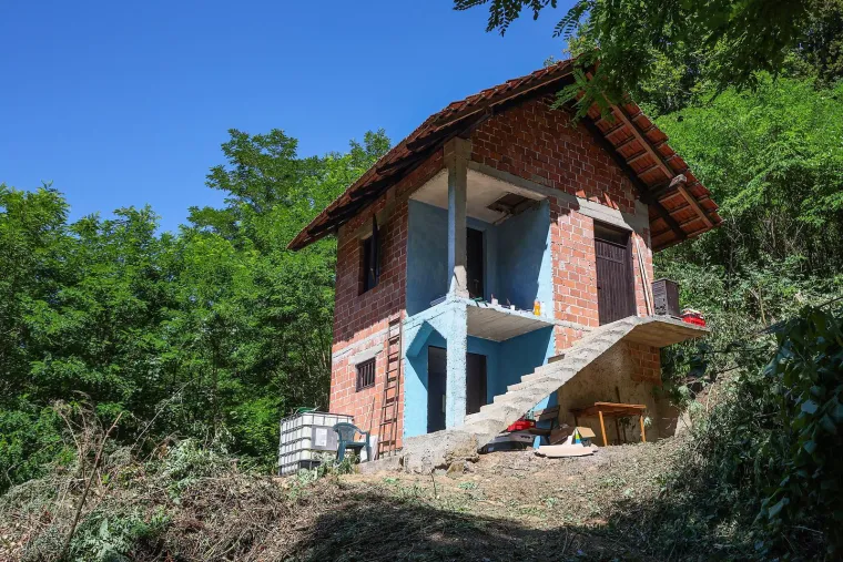 Amerikanac otkrio kako napreduje uređenje kuće koju je kupio za samo 5 tisuća eura u Zagorju