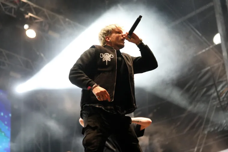 Na Eurosongu nije bio prvi, ali osmijeh njegove žene govori da je u ljubavi itekako pobijedio