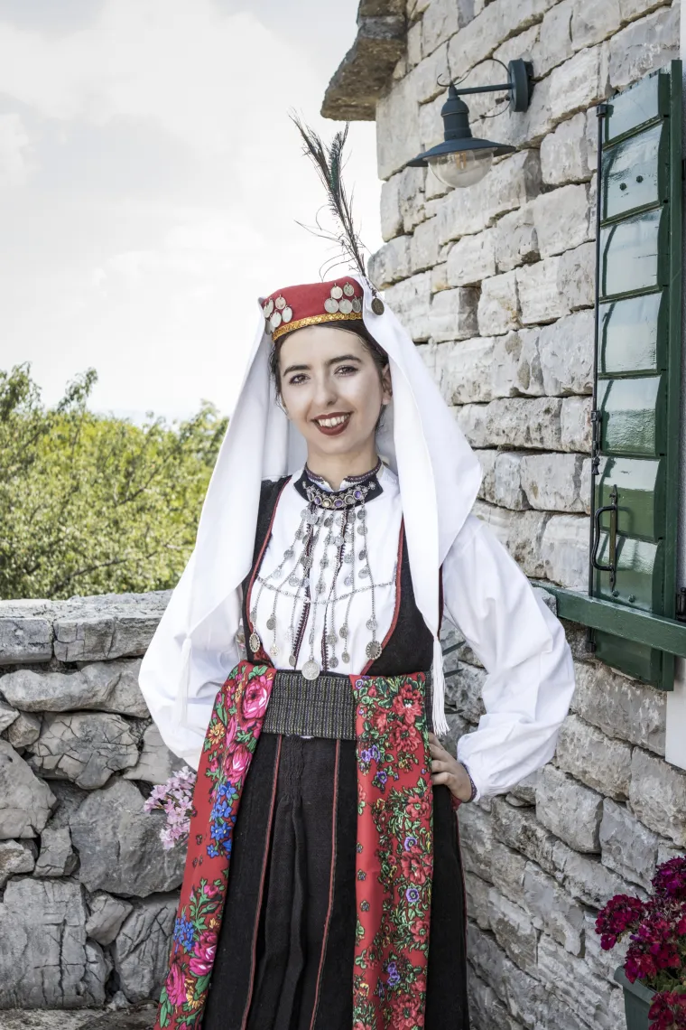 Ljepota i ponos hrvatske baštine: Djevojke iz cijelog svijeta zasjale u Biogradu