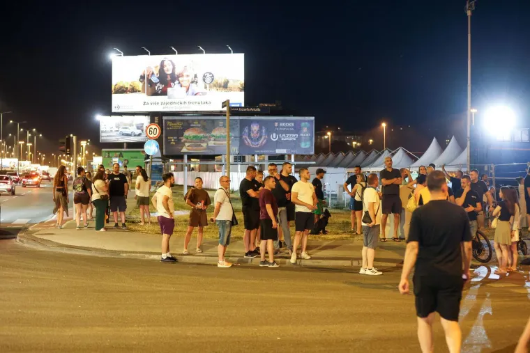 Nezapamćen interes Hrvata, a to je tek bila proba za spektakl kakav svijet nije vidio