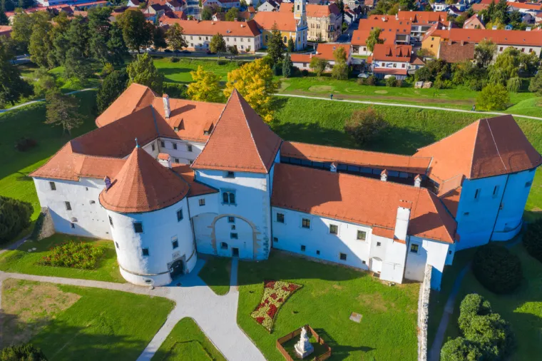 Dokaži da poznaješ Lijepu našu i odgonetni koje smo to gradove sakrili na fotkama