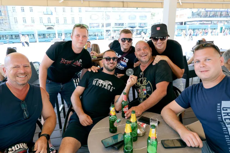 Prvi posjetitelji već su počeli pristizati: Pogledajte kakva atmosfera vlada u Zagrebu uoči koncerta