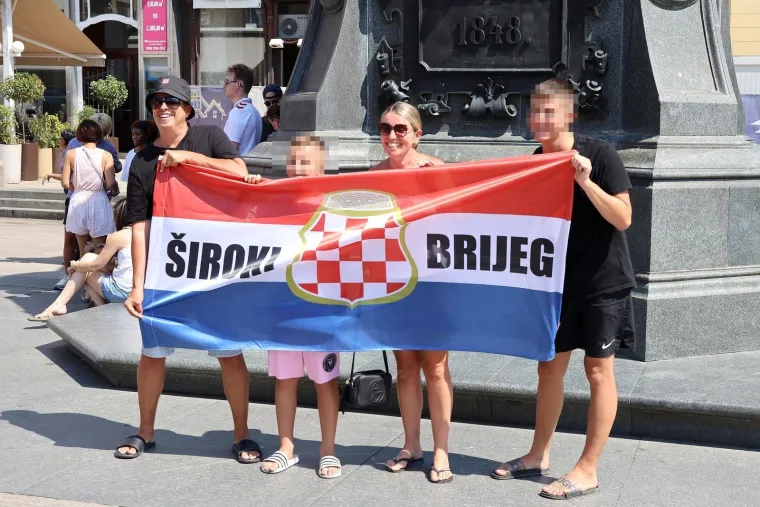 Prvi posjetitelji već su počeli pristizati: Pogledajte kakva atmosfera vlada u Zagrebu uoči koncerta