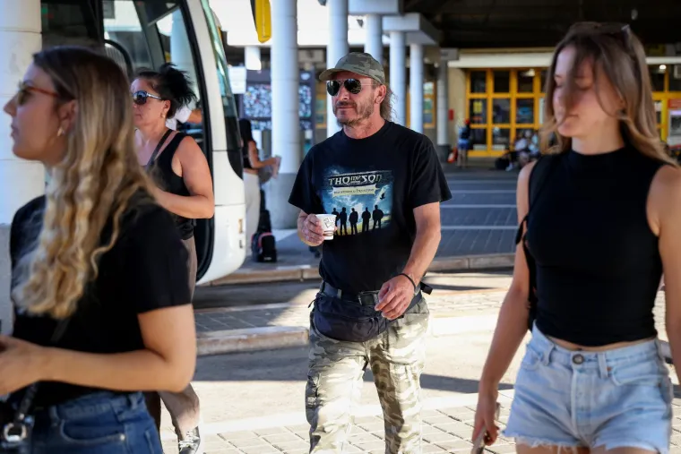 Autobusi krcati od ranog jutra: Fanovi iz cijele Hrvatske krenuli na Thompsona