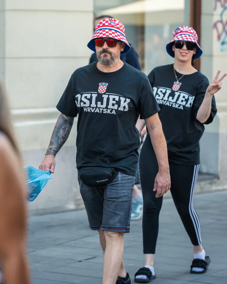 TOP 100 fotografija s povijesnog koncerta Marka Perkovića Thompsona na Hipodromu