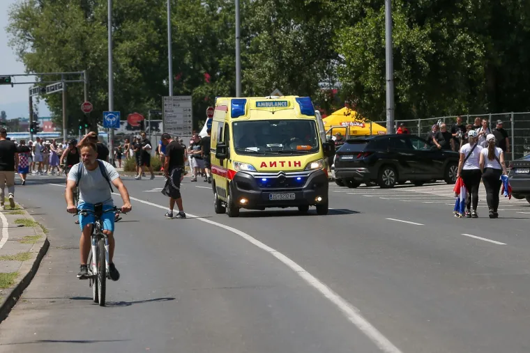 TOP 100 fotografija s povijesnog koncerta Marka Perkovića Thompsona na Hipodromu