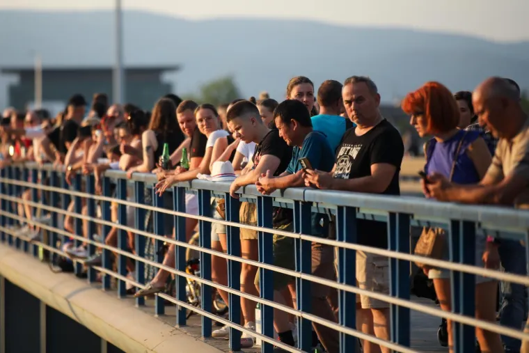 TOP 100 fotografija s povijesnog koncerta Marka Perkovića Thompsona na Hipodromu