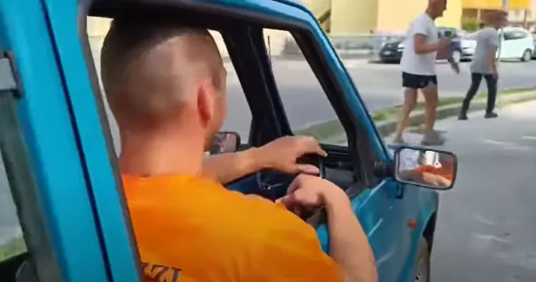 Ne, ovo nije iluzija: Od otpada je stvoren najuži auto na svijetu, ljudi ne vjeruju očima