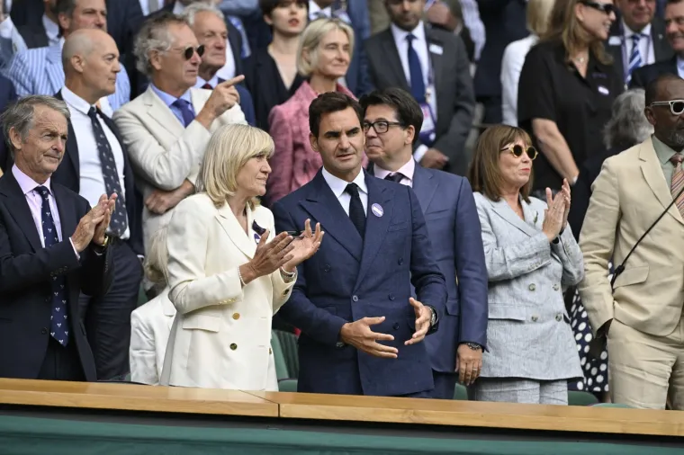 Mirka, što ti srce dirka? Svi bruje o izrazu lica Rogerove supruge: Ne bi mu bili u koži
