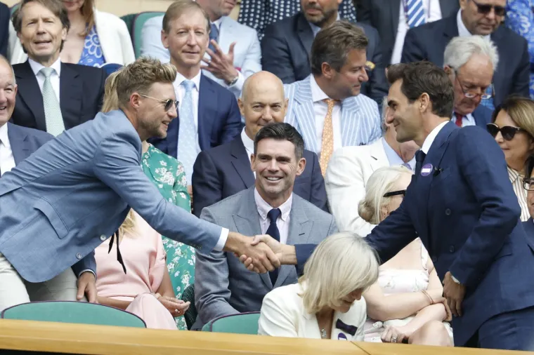 Mirka, što ti srce dirka? Svi bruje o izrazu lica Rogerove supruge: Ne bi mu bili u koži