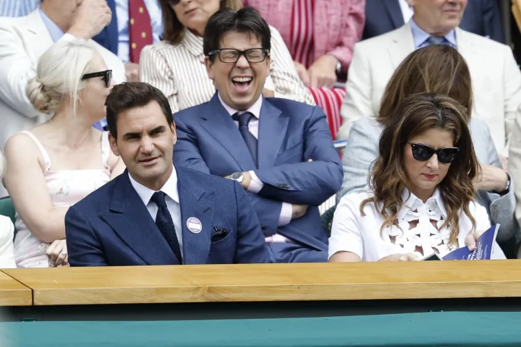 Mirka, što ti srce dirka? Svi bruje o izrazu lica Rogerove supruge: Ne bi mu bili u koži