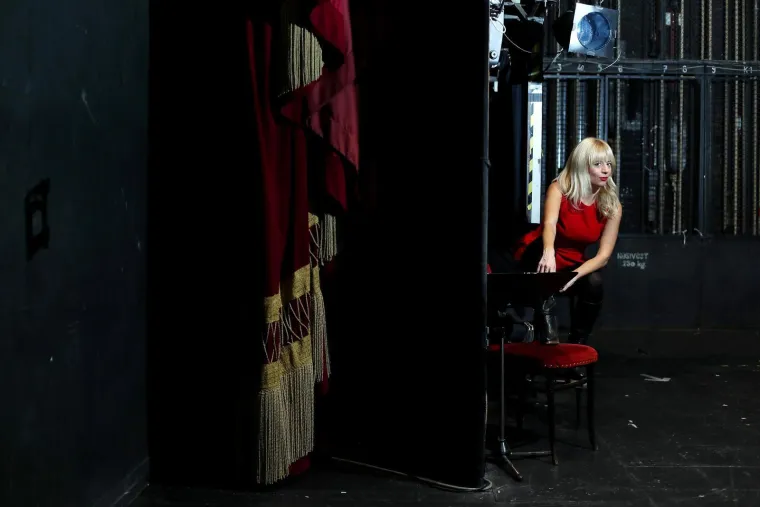 Sjećate se Sanje iz 'Ne daj se, Nina'? Ovako danas izgleda, a ljubi osam godina mlađeg