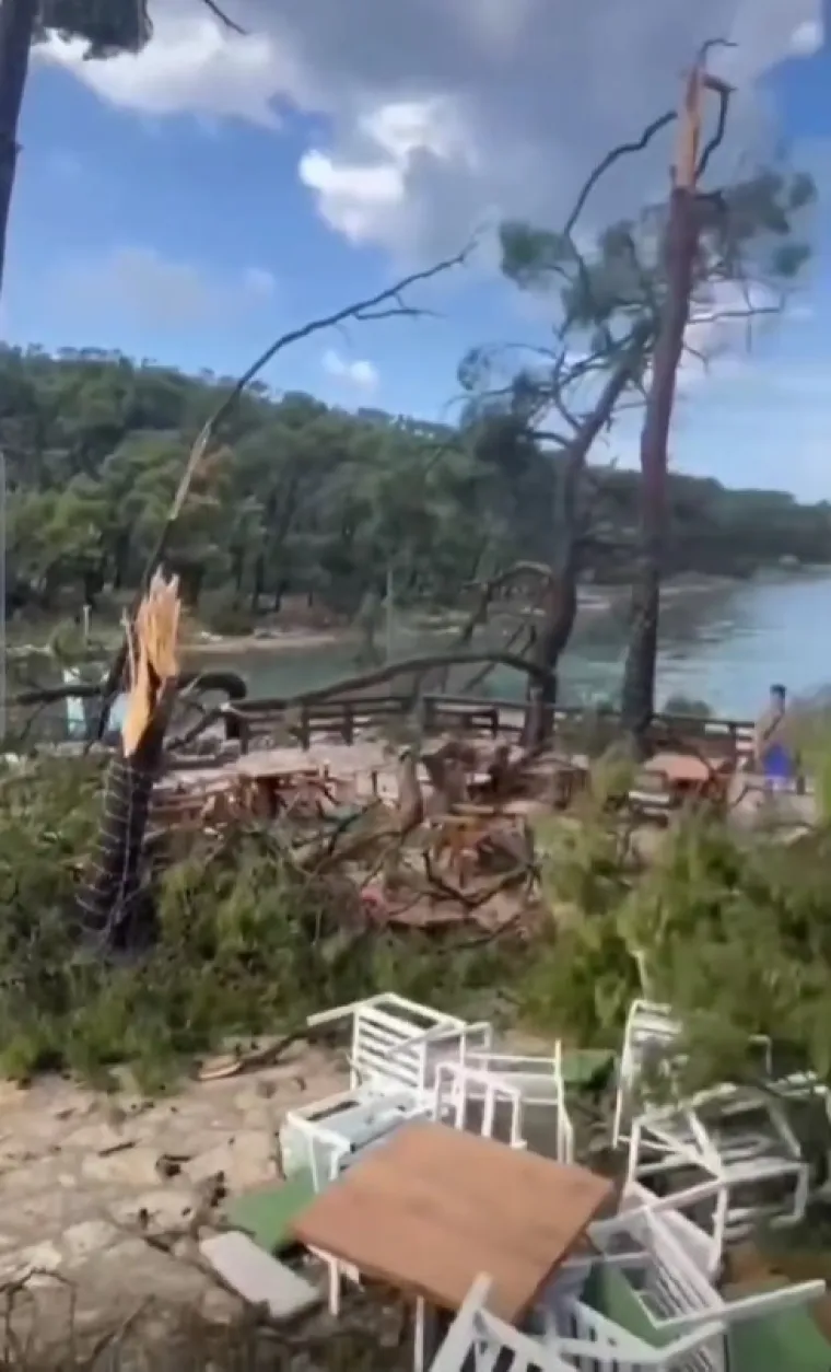 Šokantni prizori s Marjana: Kao da je protutnjao tornado, a sada se pojavila nova prijetnja