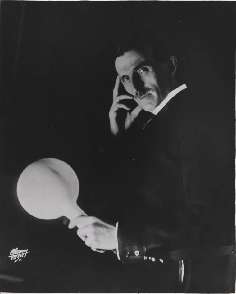 Hrvat ili Srbin? Kao da je to nadnaravnom važno: Nikola Tesla odškrinuo je svijetu vrata paranormalnog