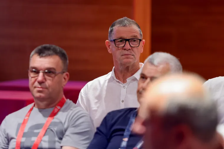 Ponovljeni izbori u Zadru nisu prošli bez drame: 'Jedan je završio na hitnoj'