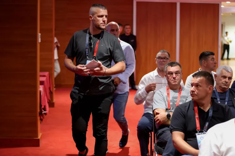 Ponovljeni izbori u Zadru nisu prošli bez drame: 'Jedan je završio na hitnoj'