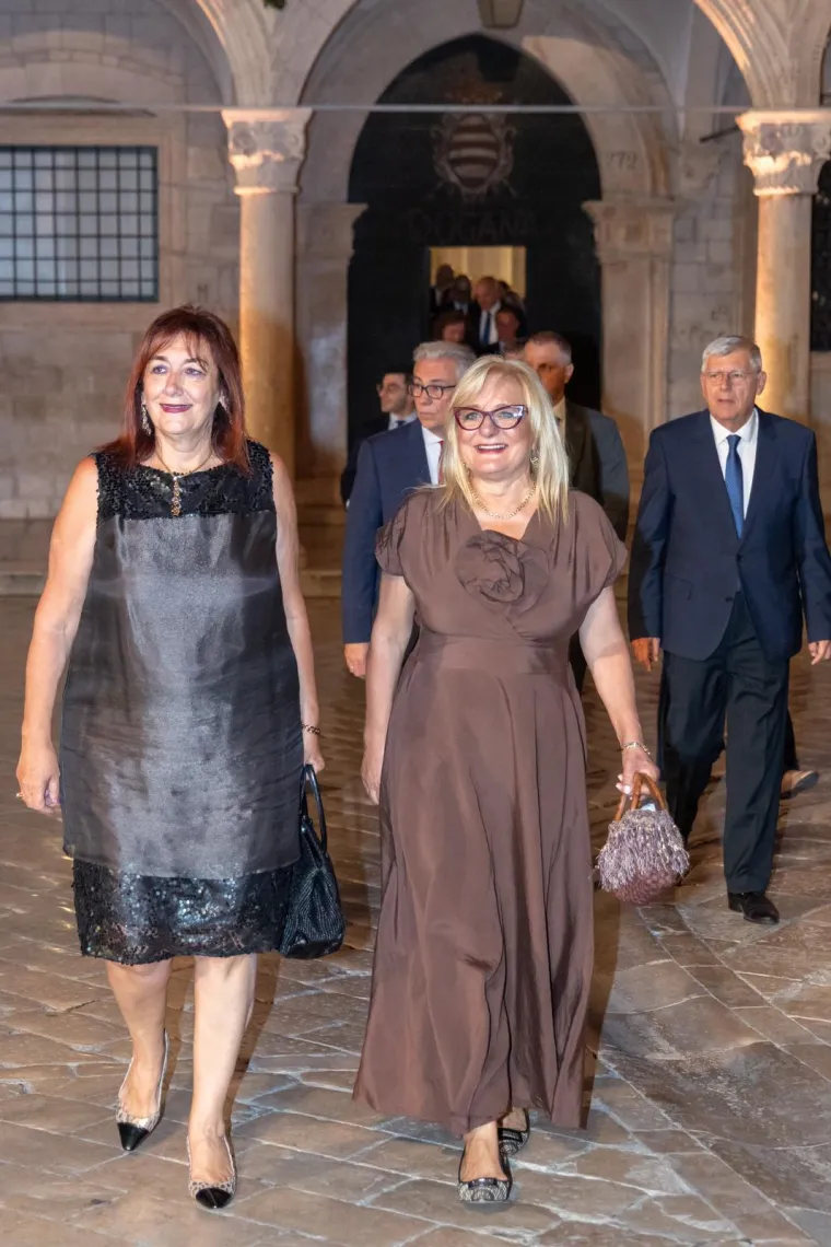 Skandali joj nisu narušili ljepotu: Helena Minić Matanić u javnosti nakon dugo vremena