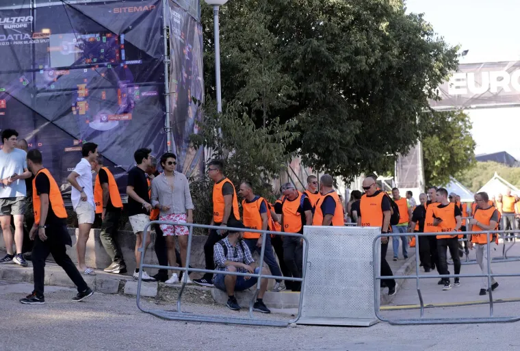 Počela je Ultra: Pogledajte atmosferu na glazbenom spektaklu; Ovo su cijene hrane i pića