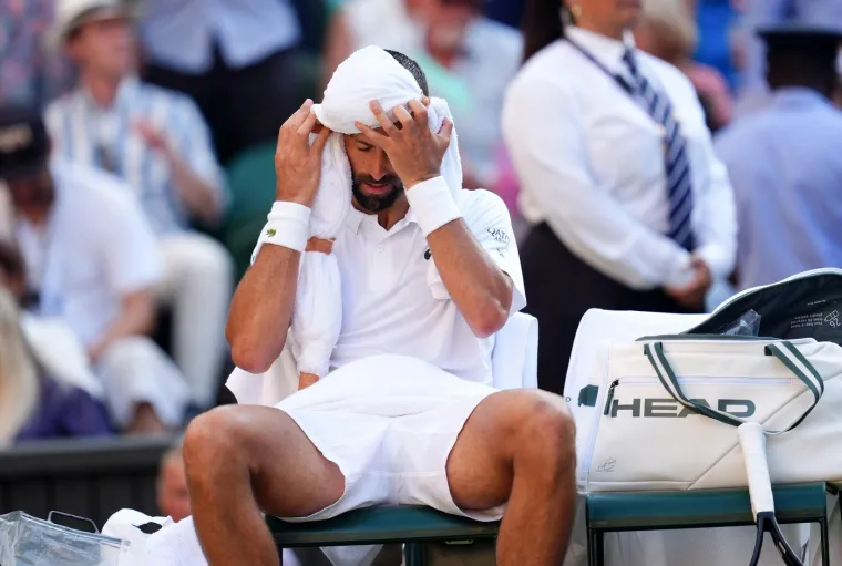 Ljudi padaju u nesvjest na Wimbledonu, a kamera je u publici uhvatila slavnog glumca