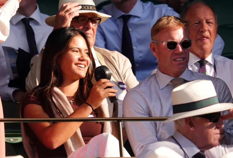 Ljudi padaju u nesvjest na Wimbledonu, a kamera je u publici uhvatila slavnog glumca