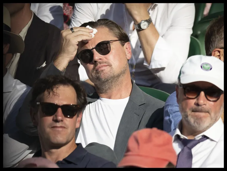 Ljudi padaju u nesvjest na Wimbledonu, a kamera je u publici uhvatila slavnog glumca