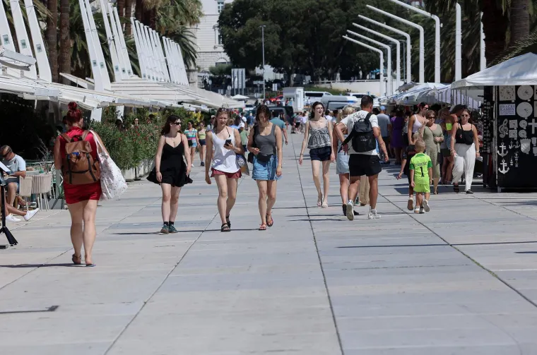 Počela je Ultra: Pogledajte atmosferu na glazbenom spektaklu; Ovo su cijene hrane i pića