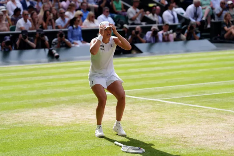 Povijesno finale Wimbledona zasjenila jedna pojava: Princeza među legendama