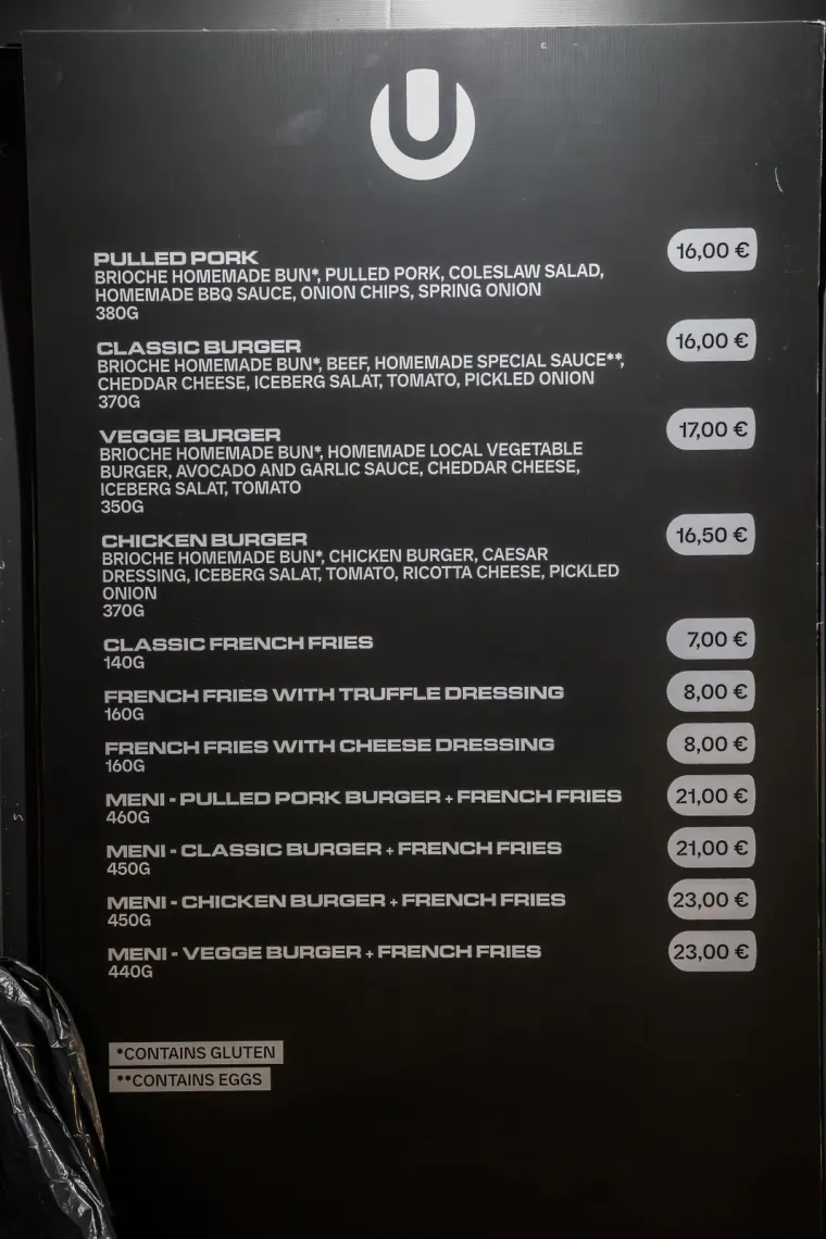 Vrtoglave cijene na Ultri: Ćevapi 14, burger s krumpirićima 21 euro, a evo koliko koštaju pivo i prezervativi
