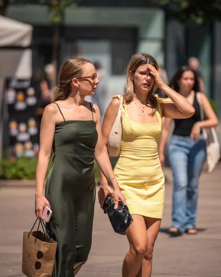 Djevojka u odvažnom outfitu zapalila zagrebačku špicu