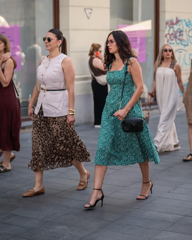 Djevojka u odvažnom outfitu zapalila zagrebačku špicu