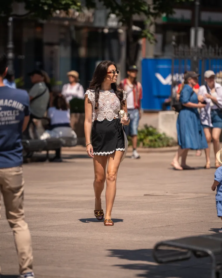 Djevojka u odvažnom outfitu zapalila zagrebačku špicu