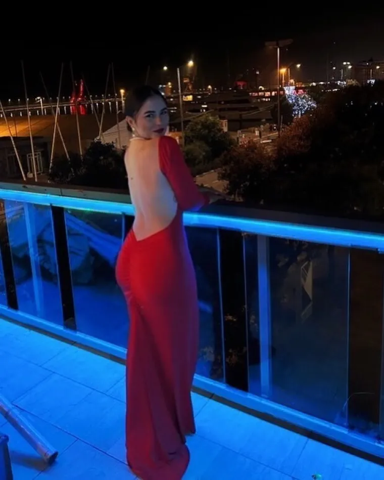 Iman s Farme u showu povučena i prirodna ljepotica, a na Instagramu senzacija