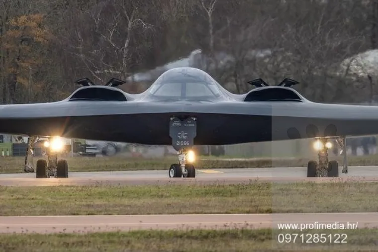 Prvi let moćnog američkog bombardera: Četiri ključna programa sve su promijenila