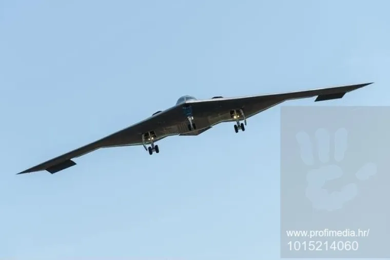 Prvi let moćnog američkog bombardera: Četiri ključna programa sve su promijenila