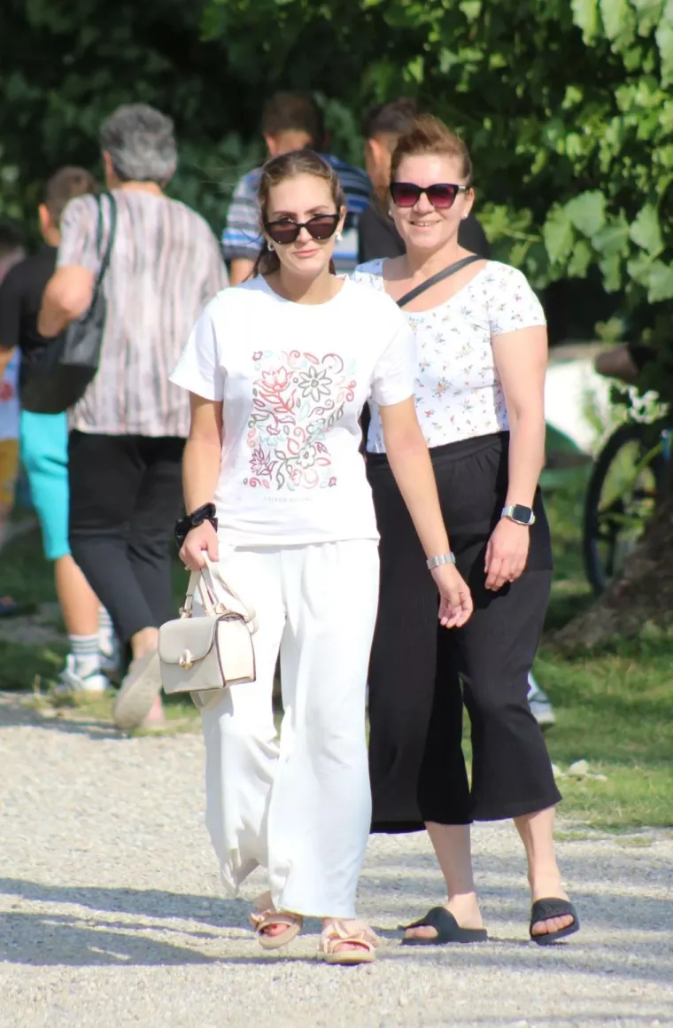 Nitko ne ljubi kao Međimurci: Zaljubljeni golupčići šetali zagrljeni, a nisu jedini