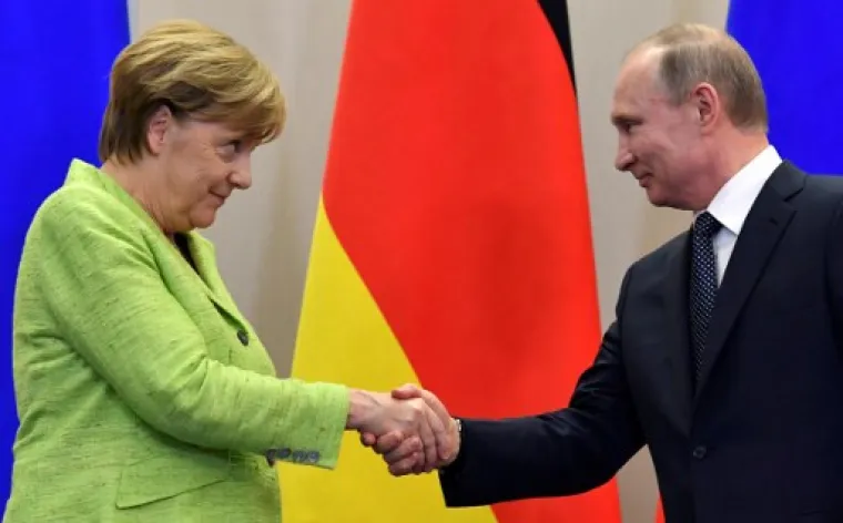 Dugo je prošlo otkad je Angela Merkel bila studentica, a evo kako je tada izgledala