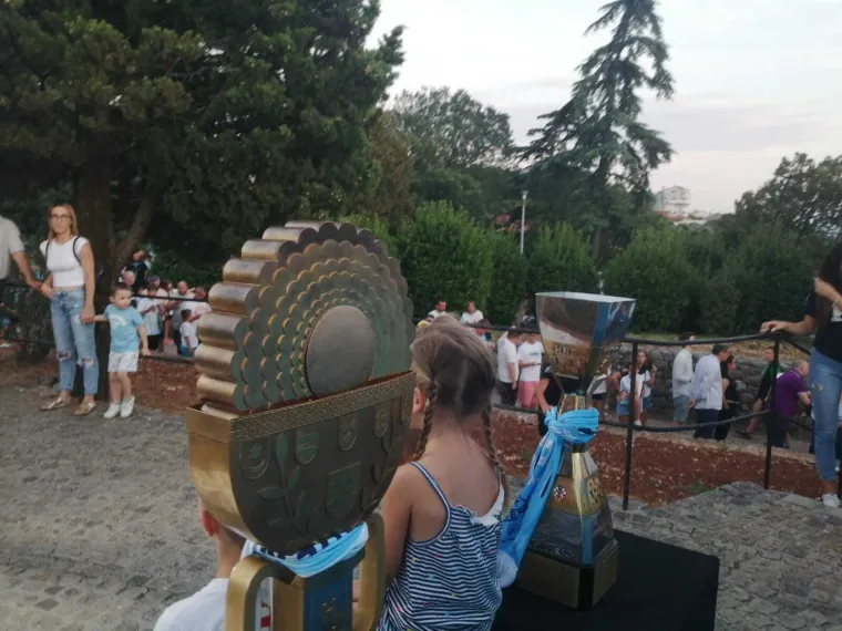 Trsatska noć vrvjela navijačima: Sve je kulminiralo dolaskom jedne osobe