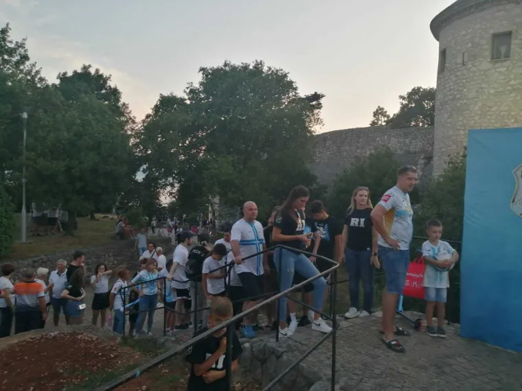 Trsatska noć vrvjela navijačima: Sve je kulminiralo dolaskom jedne osobe